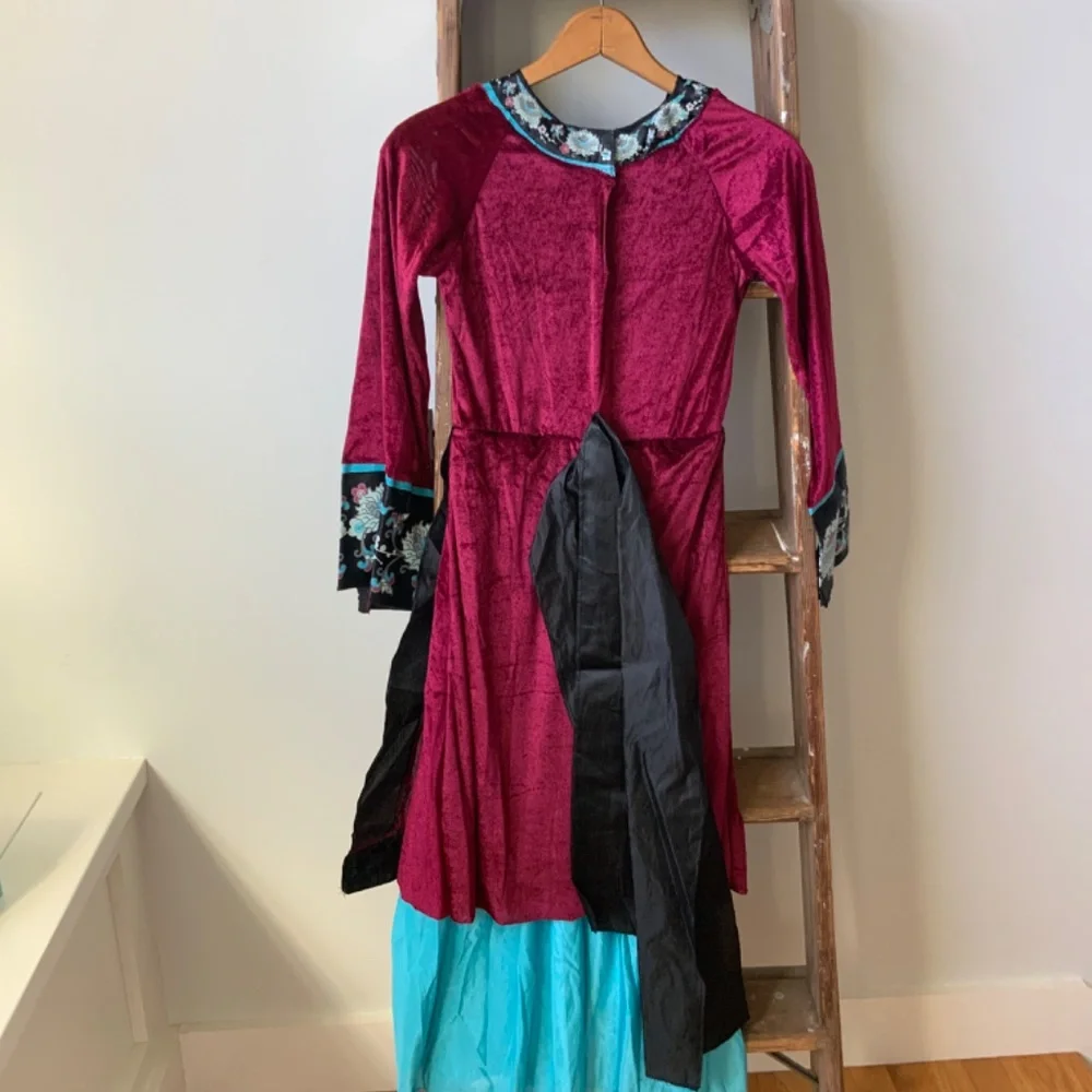 Pirates of Caribbean Princess dress costume - Picture 5 of 9